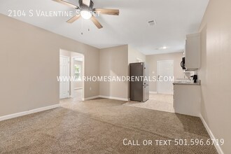 2104 S Valentine St in Little Rock, AR - Building Photo - Building Photo