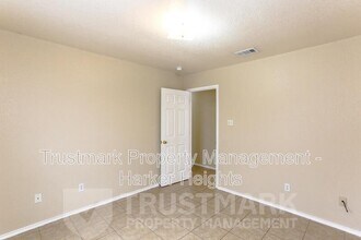 4409 July Dr in Killeen, TX - Building Photo - Building Photo