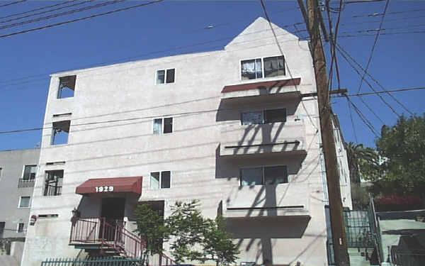 1929 Echo Park Ave in Los Angeles, CA - Foto de edificio - Building Photo