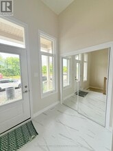 351 Les Emmerson Dr in Ottawa, ON - Building Photo - Building Photo
