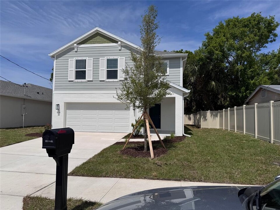 1655 35th St in Sarasota, FL - Building Photo