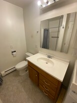 17 Lincoln Ave, Unit 1 in Gloucester, MA - Building Photo