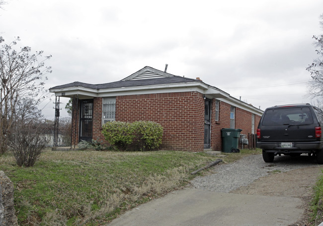 1088 Beach St in Memphis, TN - Building Photo - Building Photo