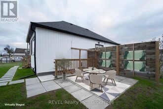 718 Ontario Rd in Welland, ON - Building Photo - Building Photo