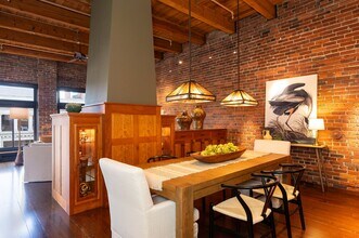 97 S Jackson St in Seattle, WA - Building Photo - Building Photo
