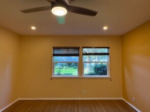 5874 Bowcroft St, Unit 2 in Los Angeles, CA - Foto de edificio - Building Photo