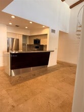 15315 Loch Isle Dr W in Miami Lakes, FL - Building Photo - Building Photo