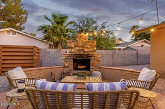 15849 N 49th Pl in Scottsdale, AZ - Building Photo - Building Photo