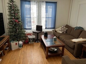 241 Main St in Orono, ME - Building Photo - Building Photo