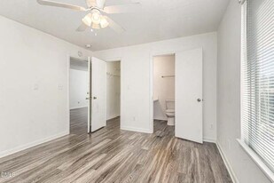 1241 University Ct in Raleigh, NC - Building Photo