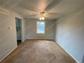 1379 New Haven Ct in Dayton, OH - Foto de edificio - Building Photo