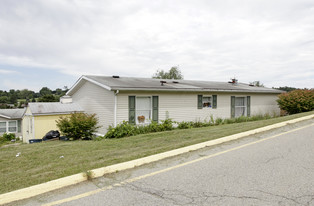 Suburban Estates in Greensburg, PA - Building Photo - Building Photo