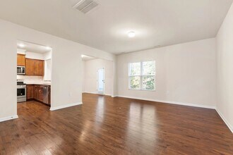 1217 Nightshade Dr in Durham, NC - Building Photo - Building Photo