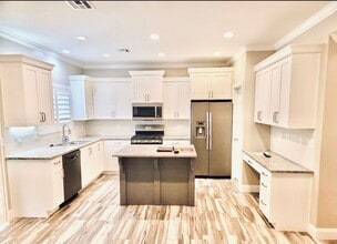 2520 N Blackhawk Dr in Santa Clara, UT - Building Photo - Building Photo