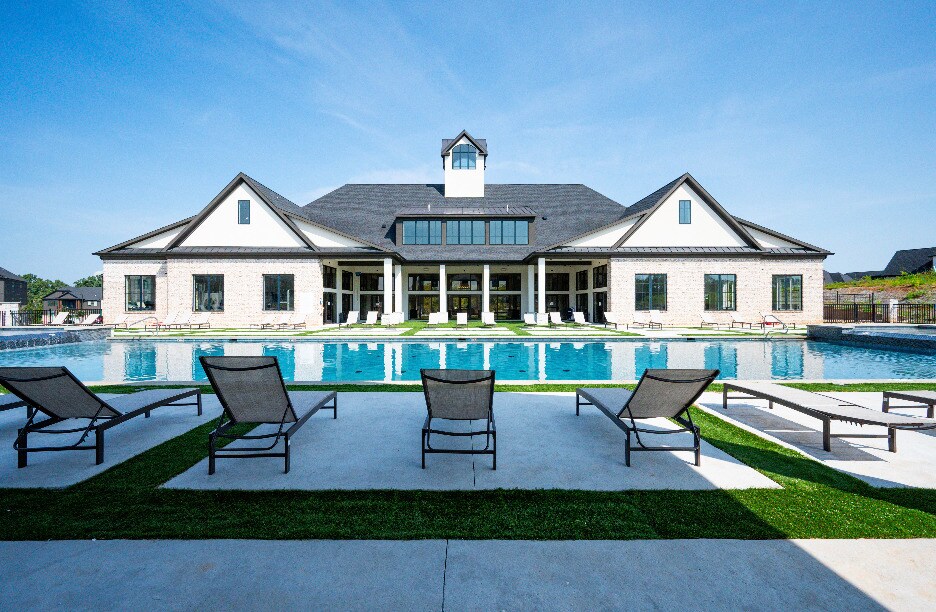 Westyn Village in Forest, VA - Foto de edificio