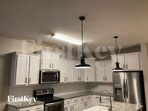 161 Fesperman Cir in Troutman, NC - Foto de edificio - Building Photo