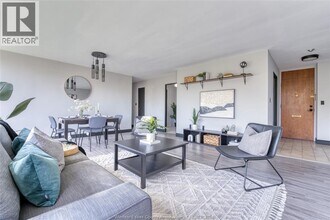 2144 Pelissier St in Windsor, ON - Building Photo - Building Photo