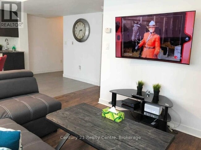 property at 15 Brunel Ct