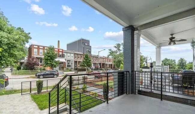 750 19th St NE, Unit 3 in Washington, DC - Building Photo - Building Photo