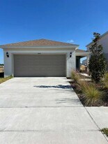 3845 Blue Vale Dr in Davenport, FL - Building Photo