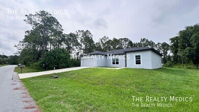 324 Dailey St SE in Palm Bay, FL - Foto de edificio - Building Photo