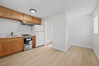 1316 W 35th St in Los Angeles, CA - Building Photo - Building Photo