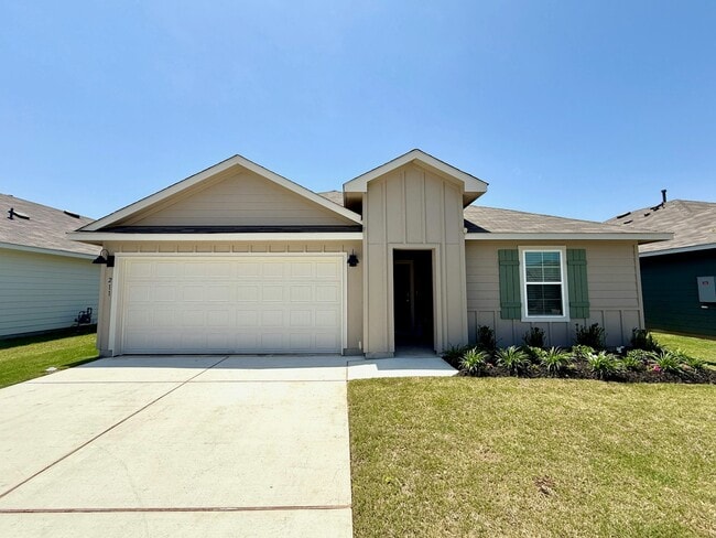 property at 211 Wirecrested Dr