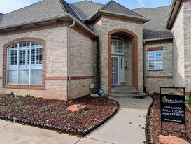 214 Boulevard Du Lac in Norman, OK - Building Photo