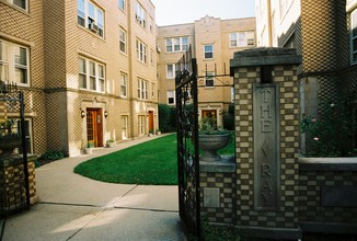 The Ray Apartments in Oak Park, IL - Building Photo - Building Photo