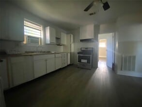 304 Elizabeth St in Trinity, TX - Building Photo - Building Photo