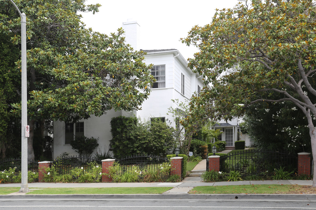 837 6th St in Santa Monica, CA - Building Photo