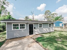 209 Dixie Dr in Hammond, LA - Building Photo