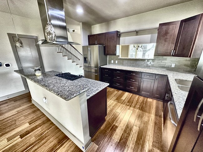 2009 Uphill Ln, Unit A18