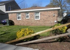 8919 Brighton St in Norfolk, VA - Building Photo