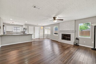 519 Asheboro Dr in Katy, TX - Building Photo - Building Photo