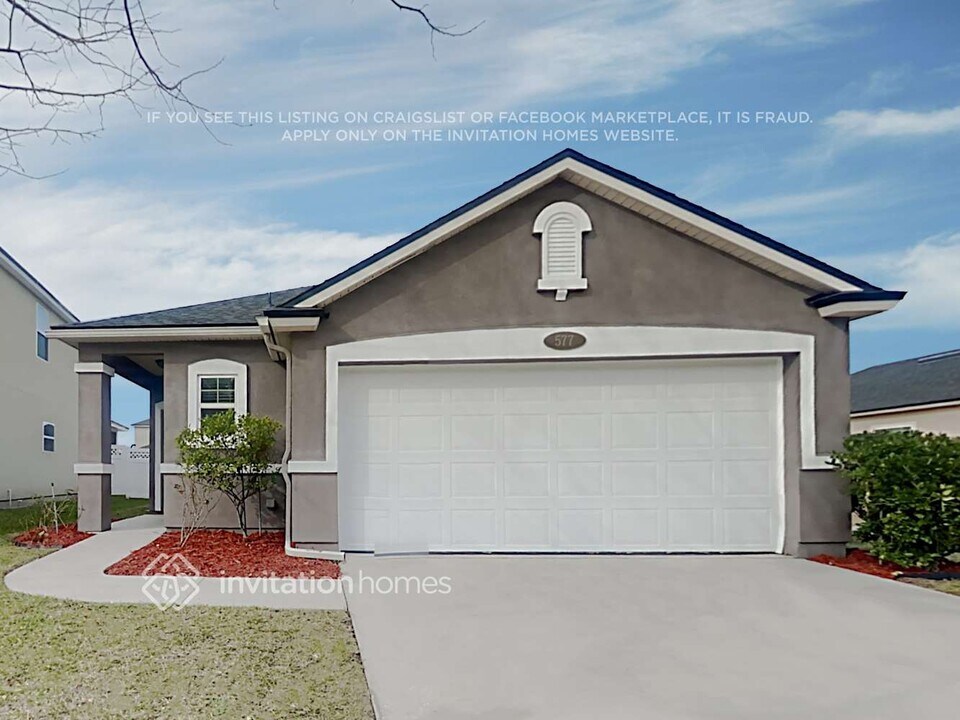 577 Drysdale Dr in Orange Park, FL - Building Photo
