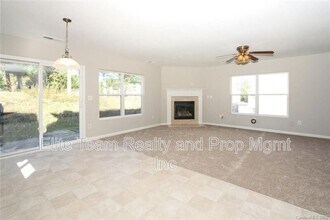 10816 Carstairs St in Charlotte, NC - Building Photo - Building Photo