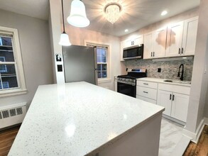 15 Branch Brook Pl-Unit -2G in Newark, NJ - Building Photo - Building Photo