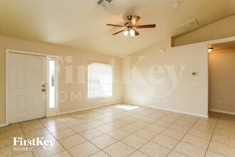 4302-4312 12th St W, Unit 307 in Lehigh Acres, FL - Building Photo - Building Photo