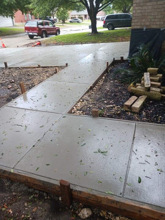 7510 Legend Rock in San Antonio, TX - Building Photo