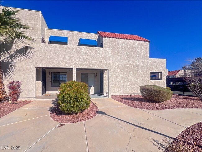 4360 Gannet Cir in Las Vegas, NV - Building Photo - Building Photo