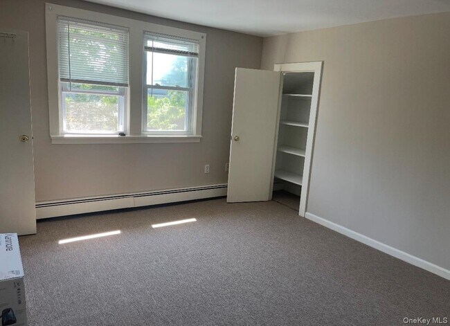 79A Muncy Ave in West Babylon, NY - Building Photo - Building Photo