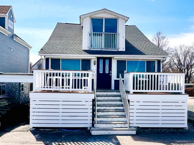 property at 9 Chick St