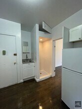 EAST 87 STREET in New York, NY - Building Photo - Building Photo