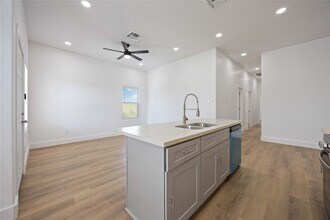 9723 Cargill St in Houston, TX - Building Photo - Building Photo