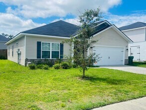117 Brasher Dr in Hinesville, GA - Building Photo - Building Photo