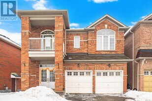 5 Streamline Dr in Brampton, ON - Building Photo