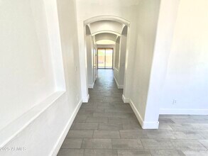 7116 W Sophie Ln in Phoenix, AZ - Building Photo - Building Photo