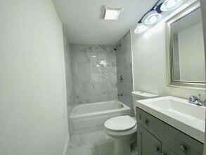 4314 NW 9th Ave in Deerfield Beach, FL - Building Photo - Building Photo