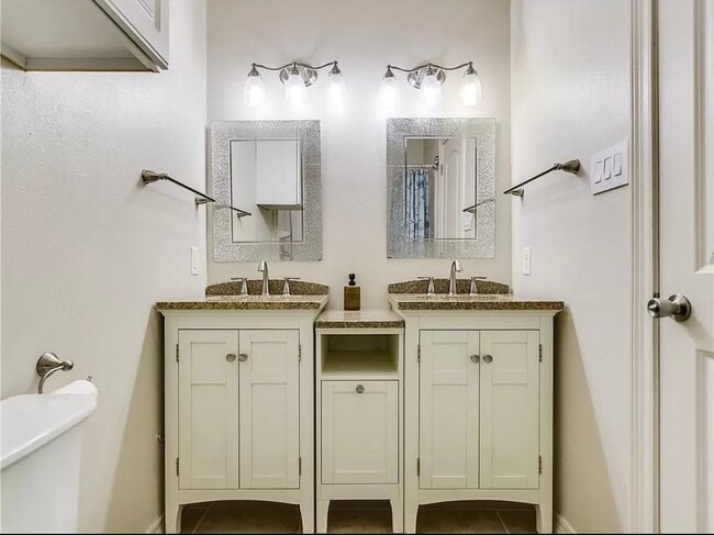 property at 2905 Swisher St